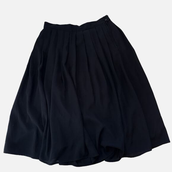 ModCloth Black Midi Skirt Chiffon 8 Pleated A‑Line Dark Academia Whimisigoth - Picture 4 of 11